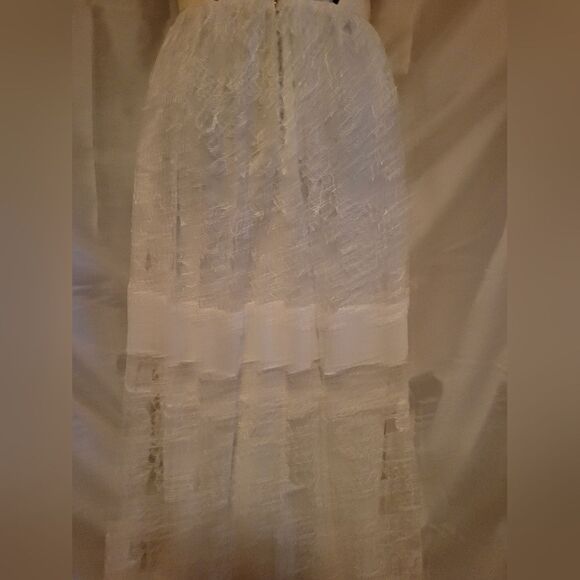 *ALICE + OLIVIA strapless bustier & lace maxi gown - Picture 7 of 9